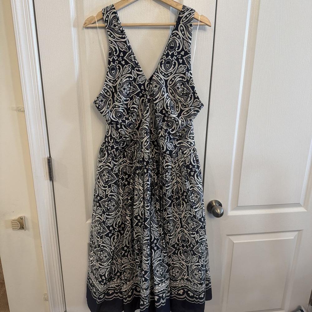 NWT Lane Bryant Split Halter Dress #1147196- Sz 20 "Navy Bandana" Fit & Flare